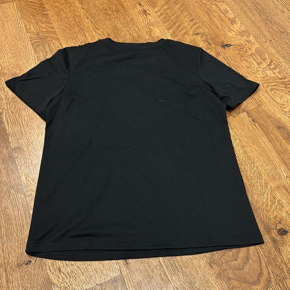 Shein Women’s short Sleeve Tshirt Black and Gold Size Medium - Picture 2 of 4